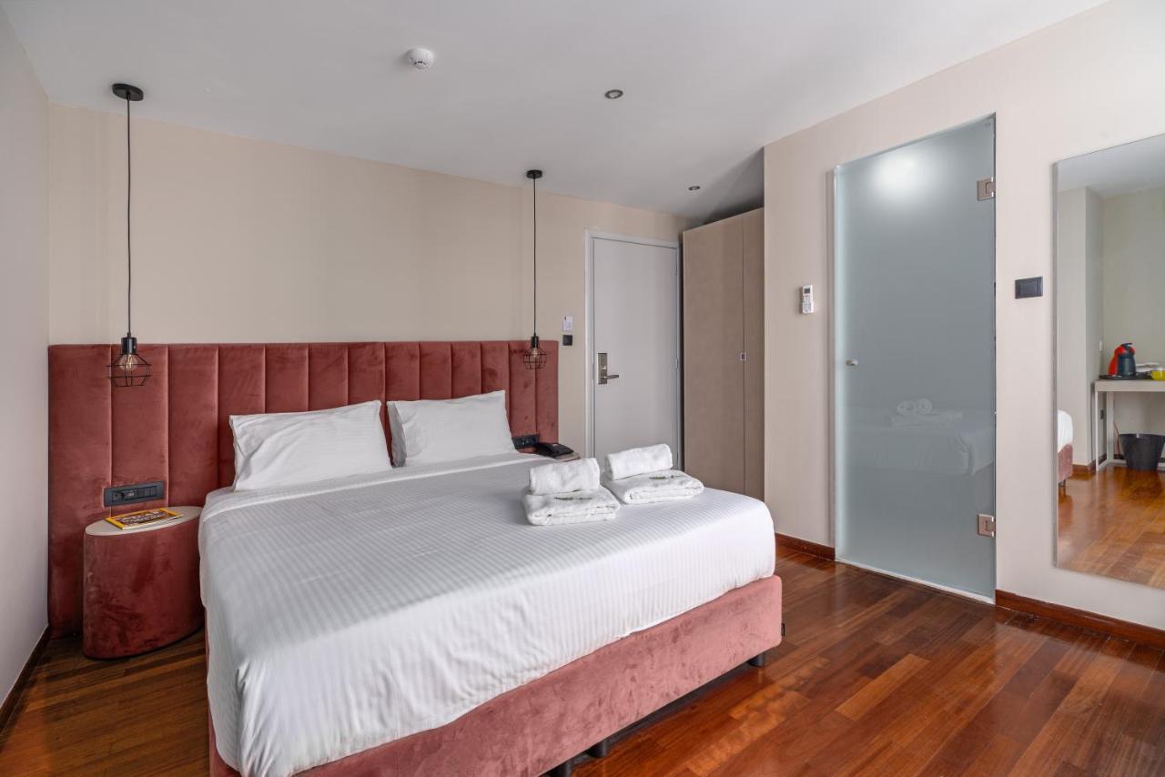 Aeolos Luxury Suites Athen Exterior foto