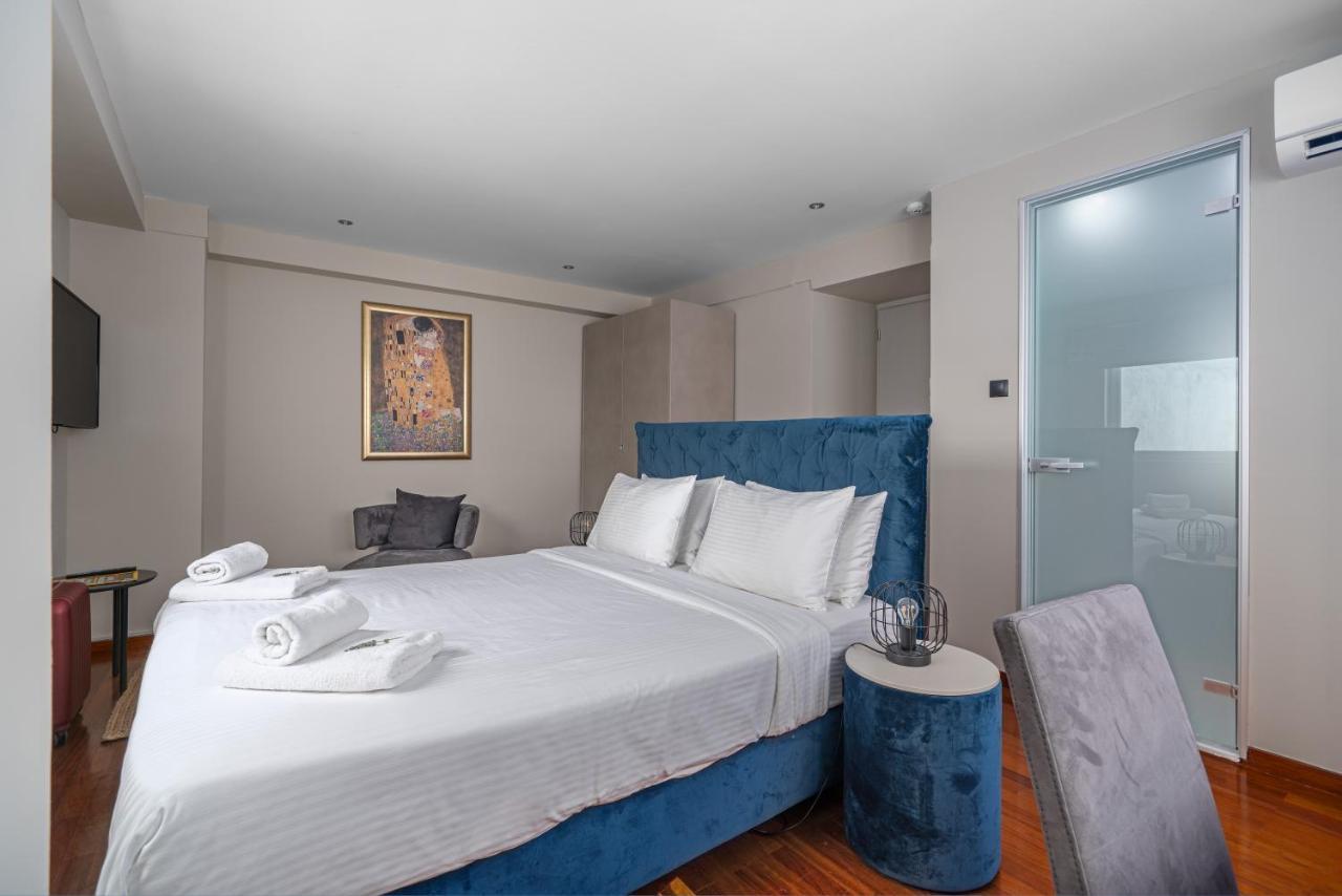 Aeolos Luxury Suites Athen Exterior foto