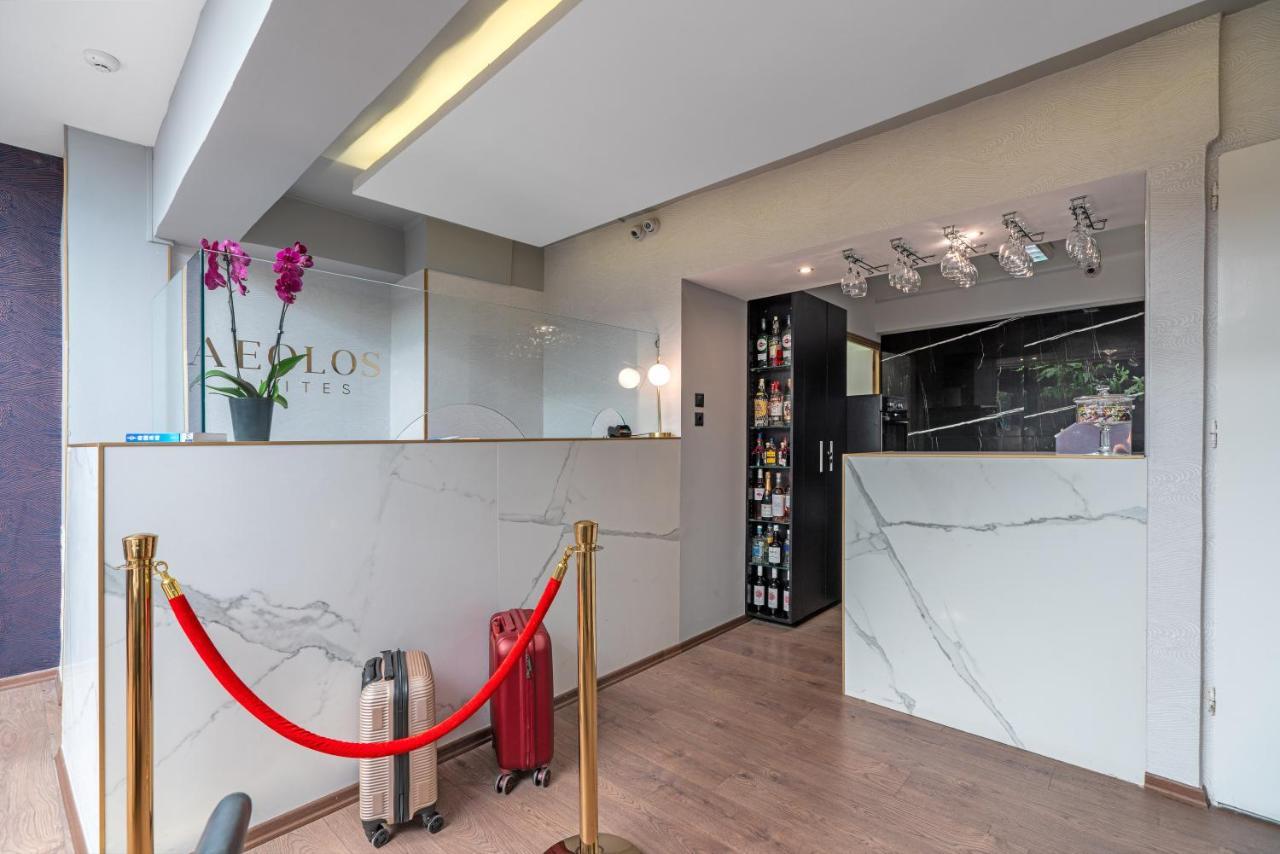 Aeolos Luxury Suites Athen Exterior foto
