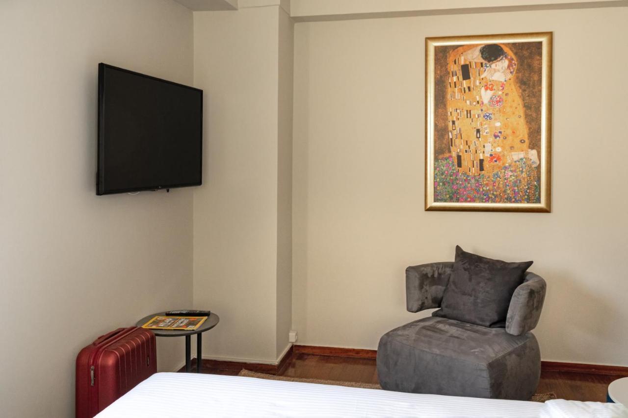 Aeolos Luxury Suites Athen Exterior foto