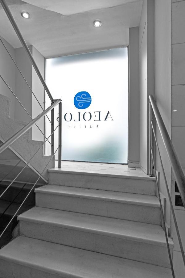 Aeolos Luxury Suites Athen Exterior foto